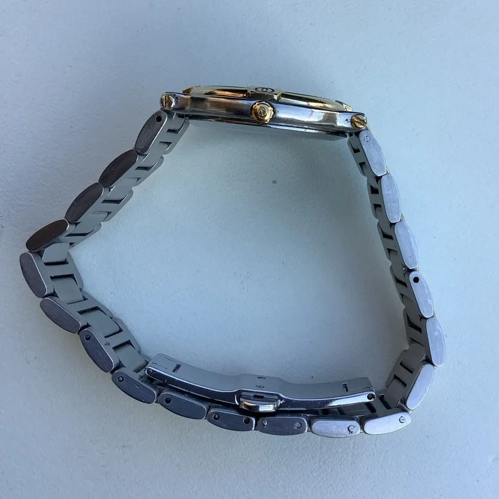 Mens GUCCI 9000 M Stainless steel watch 💥💥